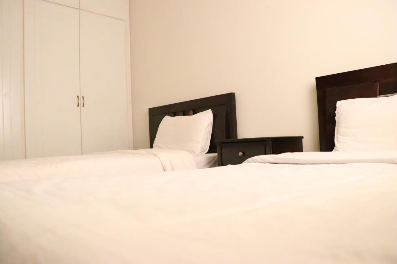 Dynasty Suite Aley Luaran gambar